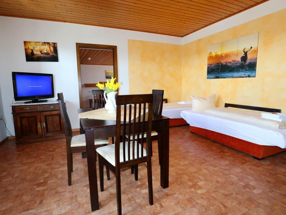 Hotel - Restaurant Hirschen - Werneths Landgasthof Beim Europa- Park Rust Rheinhausen Exteriér fotografie